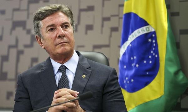 FACHIN VOTA PARA CONDENAR COLLOR A 33 ANOS DE PRISÃO POR CORRUPÇÃO