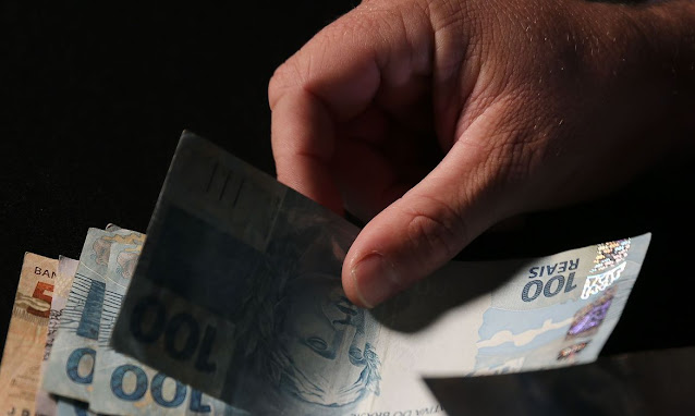 GOVERNO FEDERAL ANTECIPA PARA MAIO PAGAMENTO DO 13º DE BENEFICIÁRIOS DO INSS
