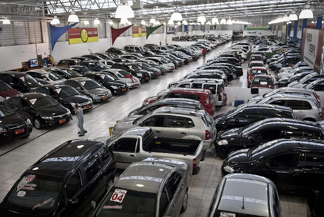 CARROS JÁ SÃO VENDIDOS COM DESCONTOS DE R$ 19 MIL APÓS PACOTE DE BENEFÍCIOS DO GOVERNO LULA