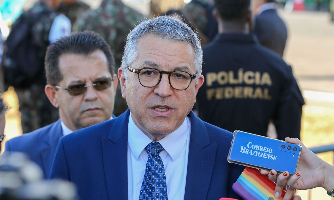 COMPENSAÇÃO DE PERDAS COM ICMS DEVERÁ SER PAGA ATÉ NOVEMBRO, DIZ MINISTRO