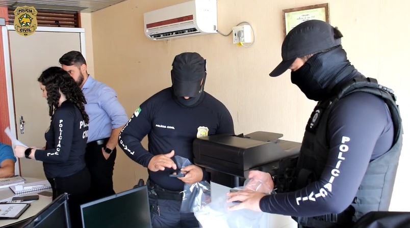 POLÍCIA CIVIL CUMPRE 13 MANDADOS DE BUSCA E APREENSÃO E SEIS SERVIDORES DO DETRAN-RN SÃO AFASTADOS POR CORRUPÇÃO