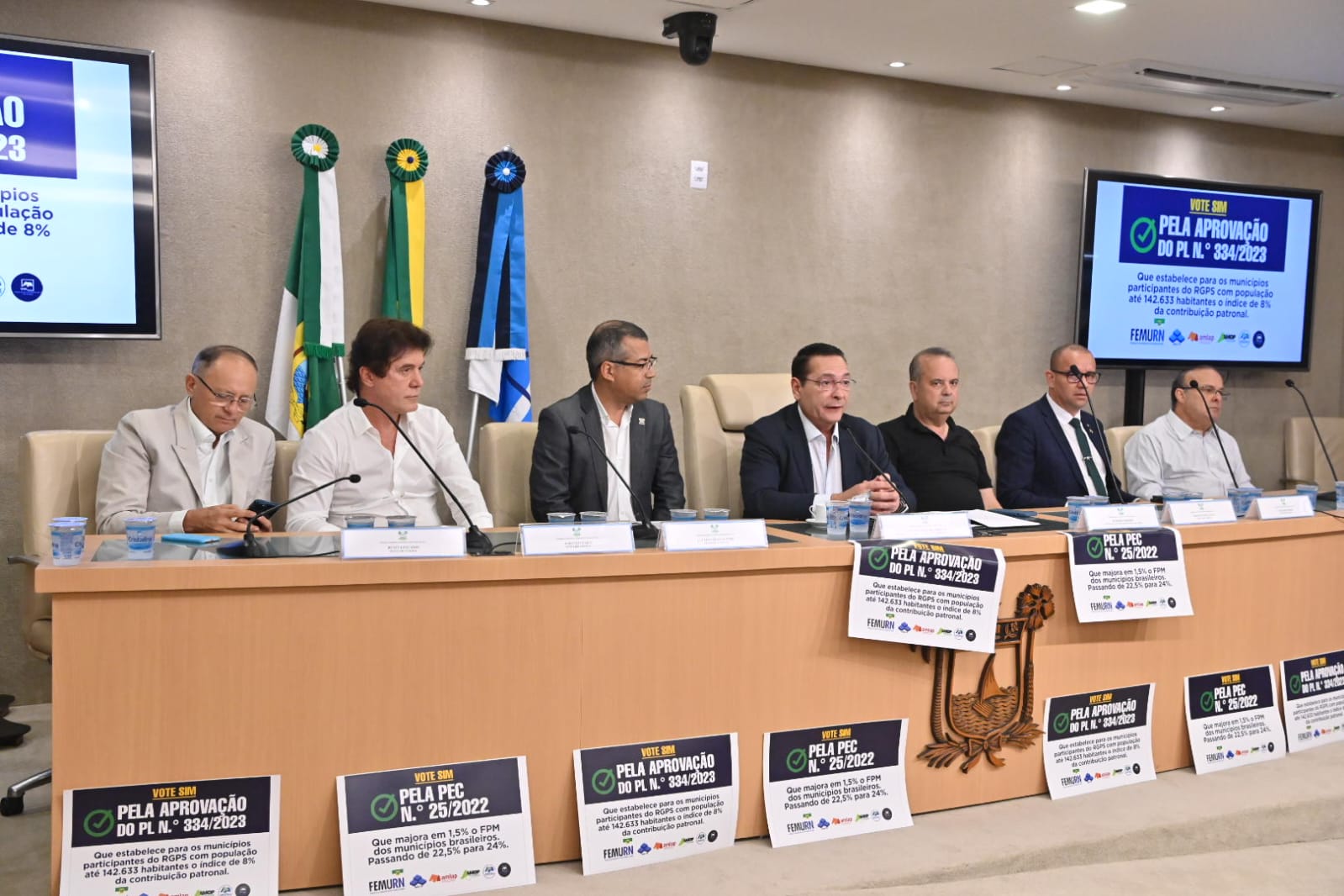 MUNICÍPIOS RECEBEM APOIO DAS BANCADAS FEDERAL E ESTADUAL