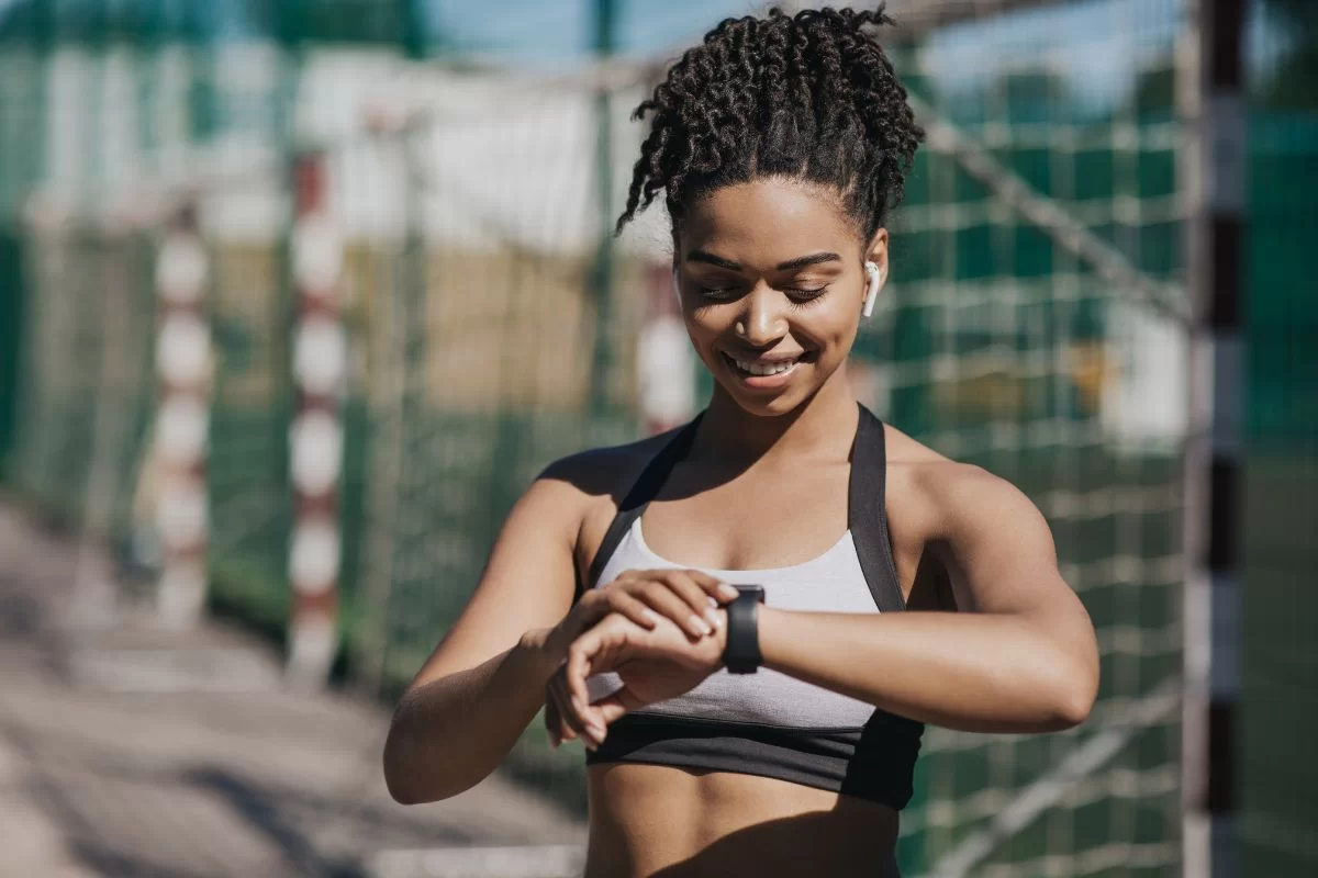 CIÊNCIA APONTA O MELHOR HORÁRIO DO DIA PARA MALHAR SE DESEJAR EMAGRECER
