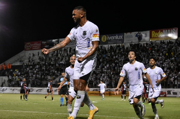 ATACANTE É CONDENADO A PAGAR R$ 2 MILHÕES AO ABC POR RECISÃO CONTRATUAL