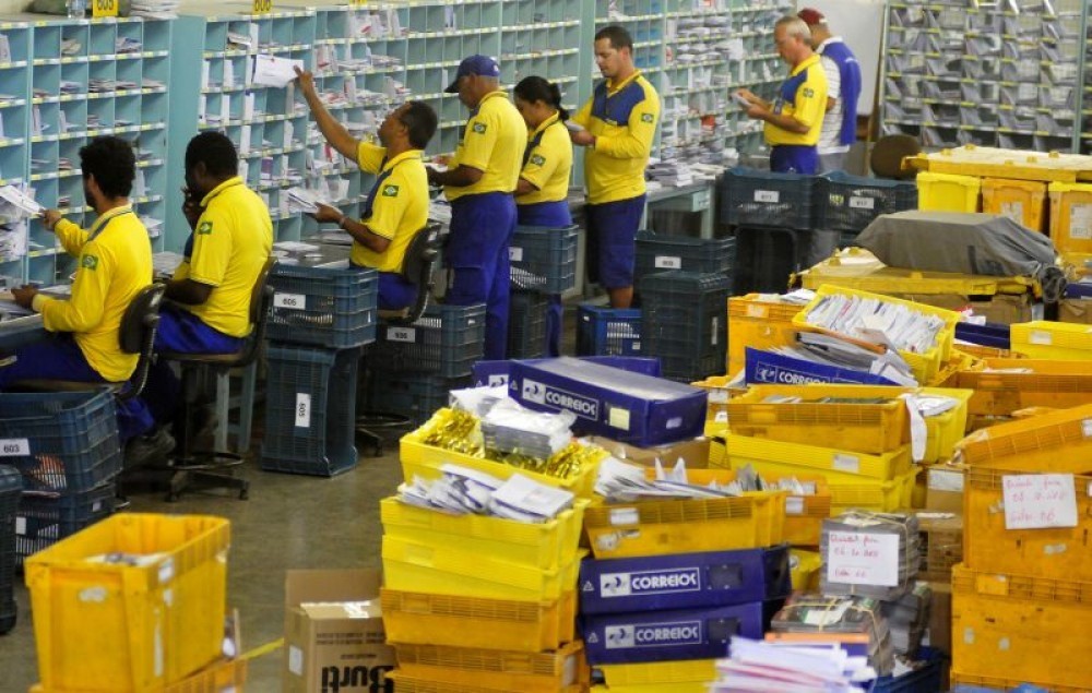 CORREIOS APROVAM REAJUSTE E BENEFÍCIOS PARA EMPREGADOS EM 2024