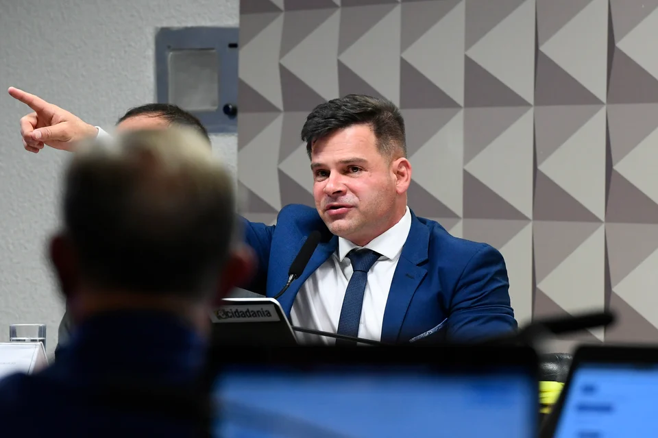 EX-DIRETOR DA PRF VISITOU BOLSONARO NO DIA DO 2º TURNO, INDICAM REGISTROS