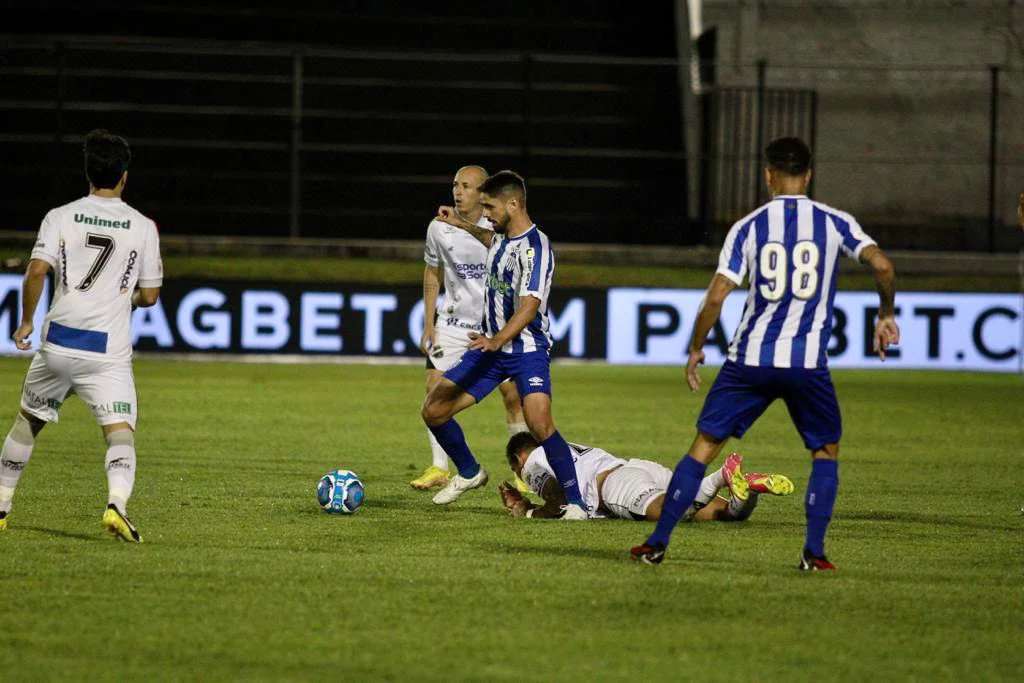 ABC EMPATA EM 1 A 1 E ESTÁ MATEMATICAMENTE REBAIXADO