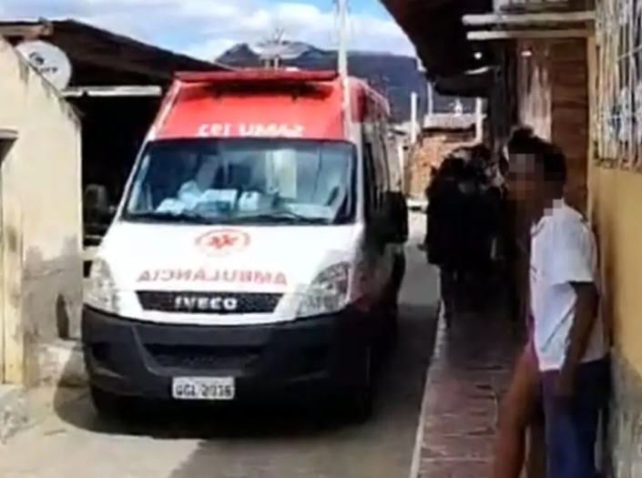 ADOLESCENTE É ESFAQUEADA 12 VEZES PELO PRÓPRIO PAI NO INTERIOR DO RN