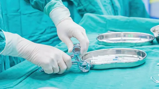 NO BRASIL, NEGROS SÃO MAIS VÍTIMAS DE ERROS MÉDICOS, DIZ LEVANTAMENTO