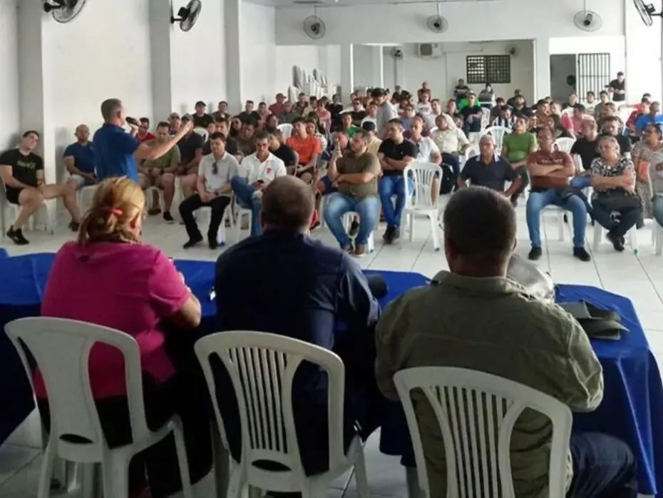 PMs E BOMBEIROS REJEITAM PROPOSTA DO GOVERNO E FARÃO NOVO PROTESTO PARA COBRAR REAJUSTE E MUDANÇA EM REGRA DE PROMOÇÃO