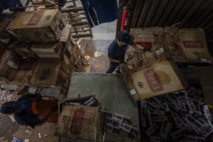 MERCADO ILEGAL FAZ BRASIL PERDER R$ 94,4 BILHÕES EM IMPOSTOS COM CIGARRO