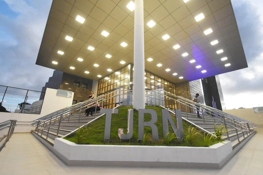 GOVERNO DO ESTADO DEVE R$ 28 MILHÕES EM REPASSES PARA TJ E ALRN