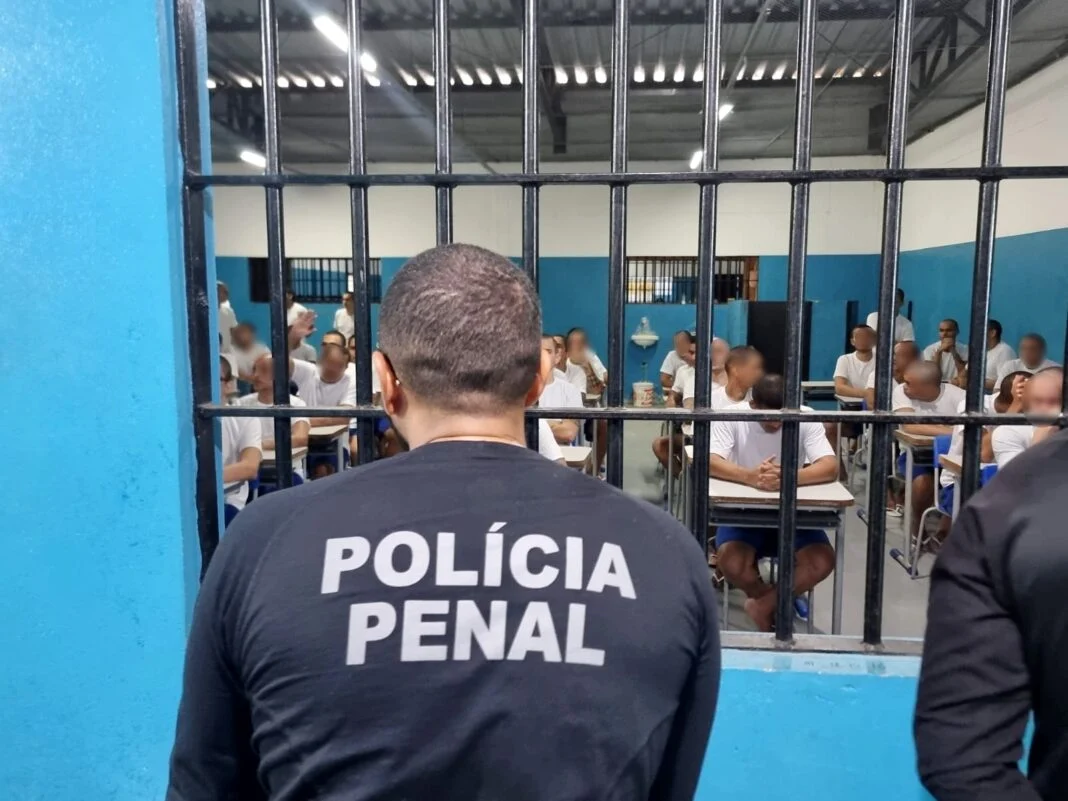 MAIS DE MIL INTERNOS PARTICIPAM DO ENEM PPL 2023 NOS PRESÍDIOS DO RN