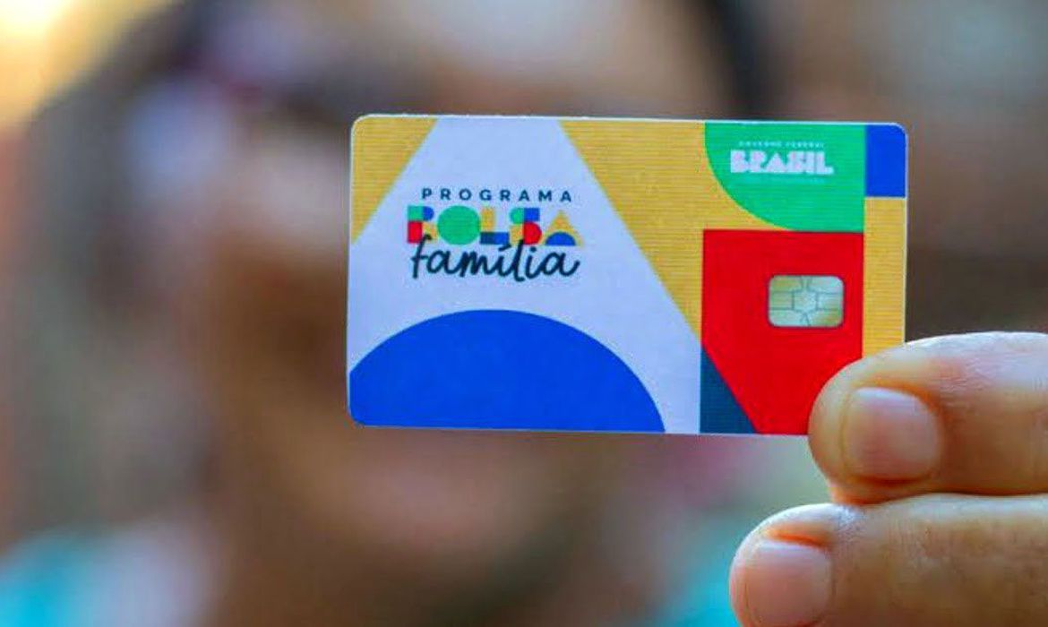GOVERNO FEDERAL DIVULGA CALENDÁRIO DE PAGAMENTOS DO BOLSA FAMÍLIA PARA 2024
