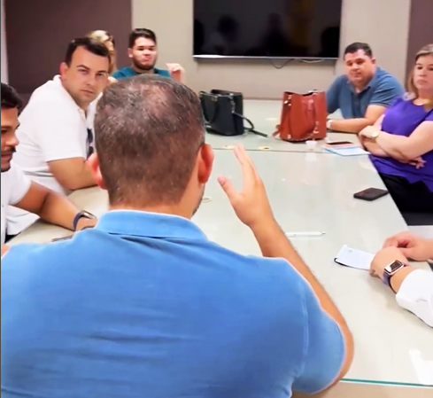VÍDEO: PREFEITO GUILHERME REÚNE EQUIPE PARA PLANEJAR METAS EM 2024 E ANUNCIA REAJUSTE INTEGRAL DOS PROFESSORES