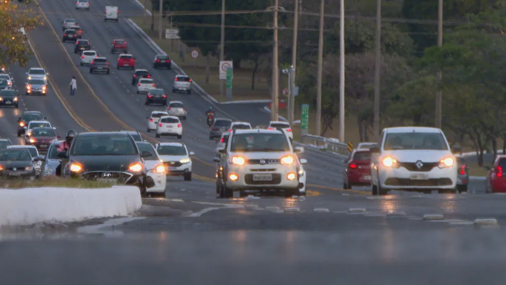 LEI DE TRÂNSITO: VEJA NOVOS ITENS OBRIGATÓRIOS NOS CARROS A PARTIR DE 2024