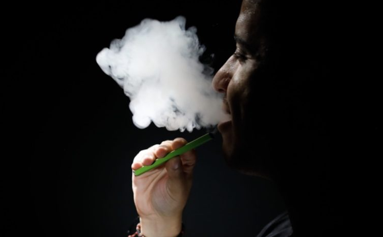QUASE TRÊS MILHÕES DE BRASILEIROS CONSOMEM CIGARROS ELETRÔNICOS, DIZ IPEC