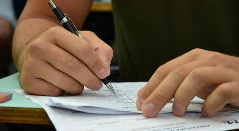 MAIS DE 6 MIL VAGAS COM SALÁRIOS DE ATÉ R$ 22,9 MIL; VEJA EDITAIS DO ‘ENEM DOS CONCURSOS’