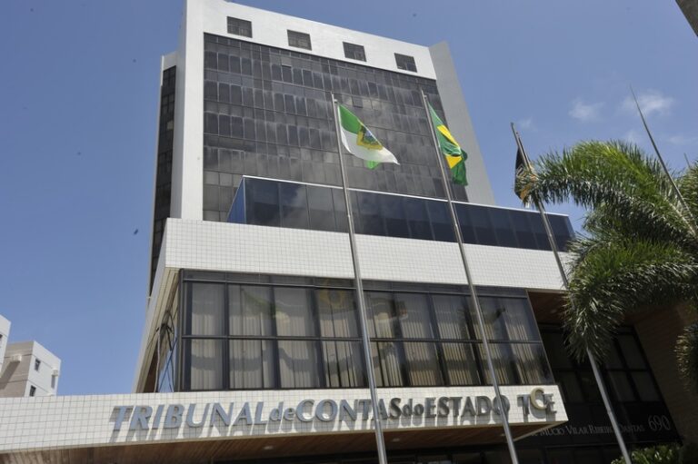 STF DECIDE QUE TCE/RN PODE DESCONTAR EM FOLHA DÍVIDAS DE GESTORES PÚBLICOS CONDENADOS