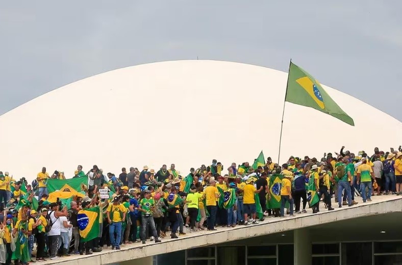 STF JÁ CONDENOU 101 RÉUS POR PARTICIPAÇÃO NOS ATOS DO 8 DE JANEIRO