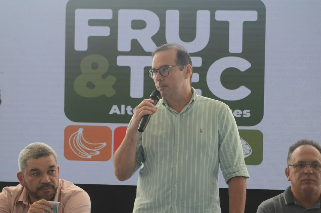 GOVERNO QUER DIVERSIFICAR PRODUÇÃO DE FRUTAS NO RN