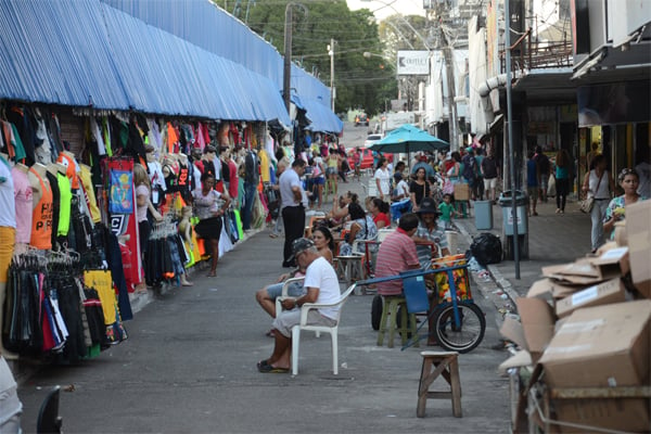 FERIADO DO DIA DO TRABALHADOR ALTERA FUNCIONAMENTO DO COMÉRCIO EM NATAL; VEJA