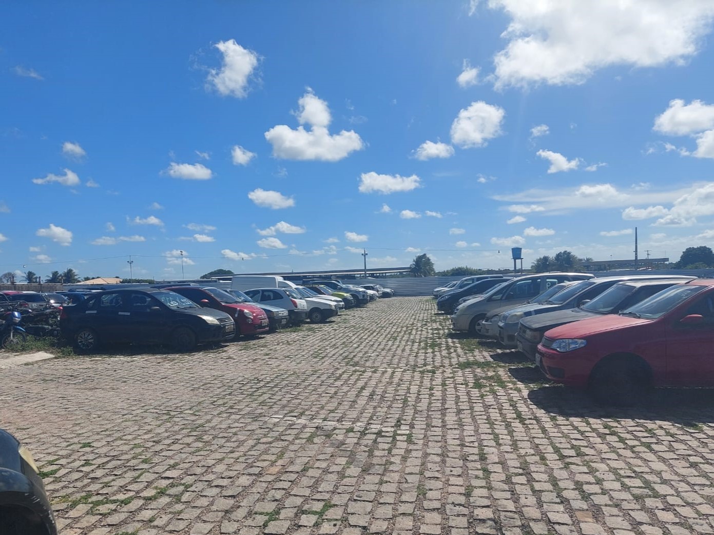 DETRAN-RN PROMOVE LEILÃO DE CARROS E MOTOS COM LOTES A PARTIR DE R$ 300,00