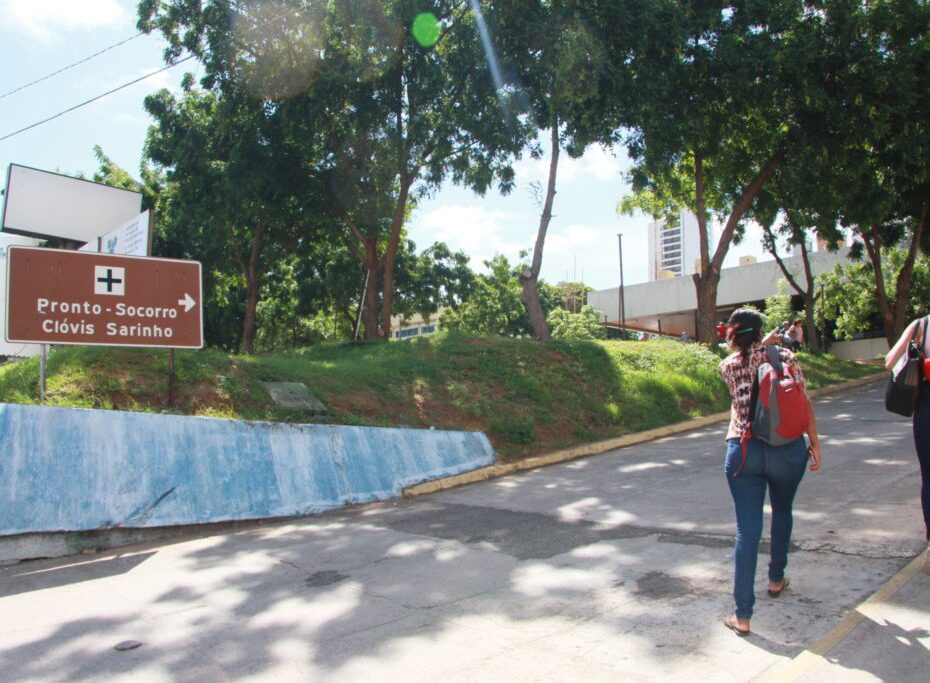 HOSPITAL WALFREDO GURGEL CORTA ALIMENTAÇÃO PARA SERVIDORES E ACOMPANHANTES