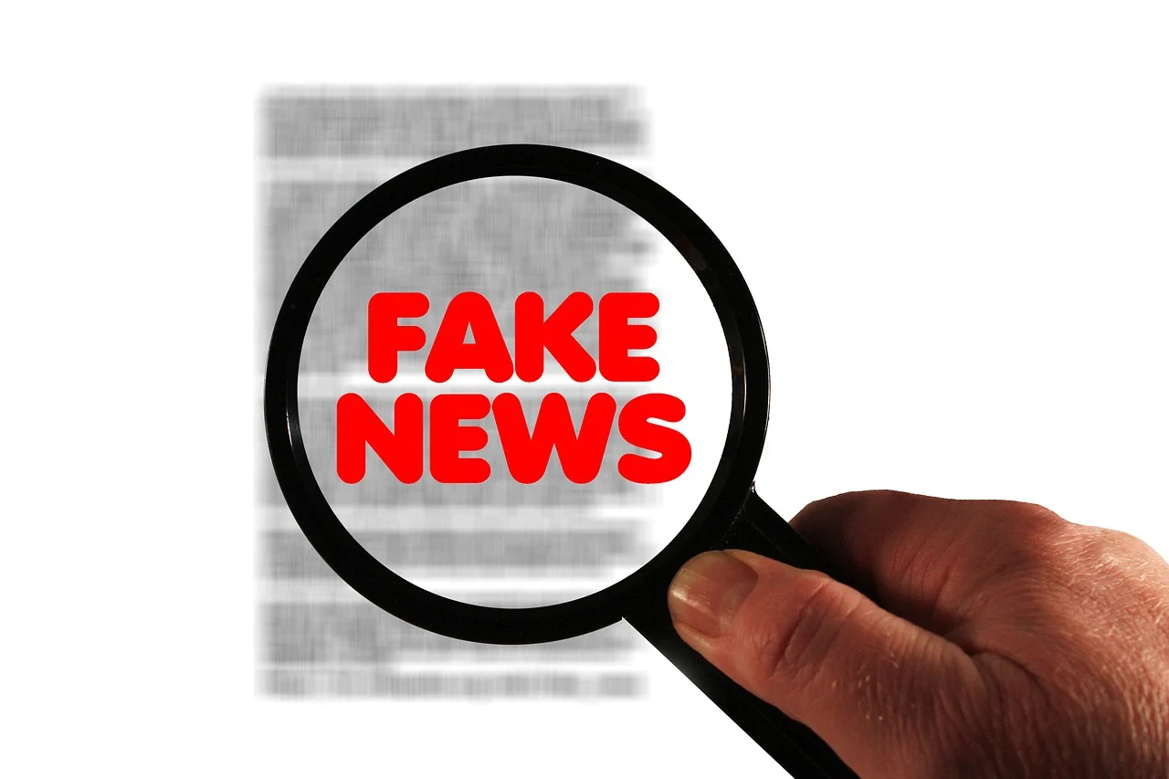 CONTRA “FAKE NEWS”: CARTILHA ORIENTA COMO IDENTIFICAR BOATOS NA INTERNET