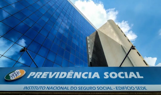 GASTOS COM PREVIDÊNCIA E BPC SOBEM R$ 48 BILHÕES NO PRIMEIRO SEMESTRE DE 2024