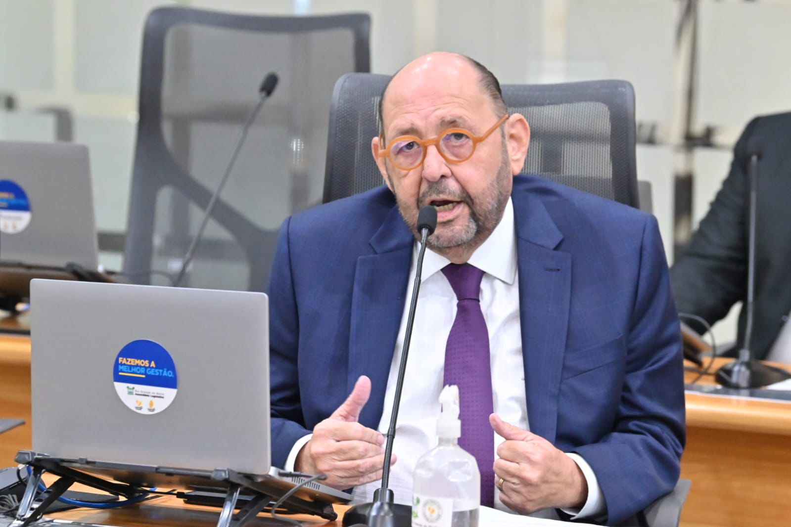 DEPUTADO GUSTAVO CARVALHO APRESENTA PROJETO QUE PROÍBE FOGOS COM EFEITOS SONOROS E RUÍDOS NO RN