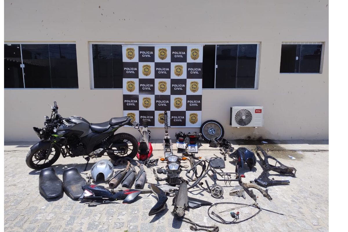 POLÍCIA ESTOURA DESMANCHE DE MOTOS ROUBADAS EM MACHARANGUAPE