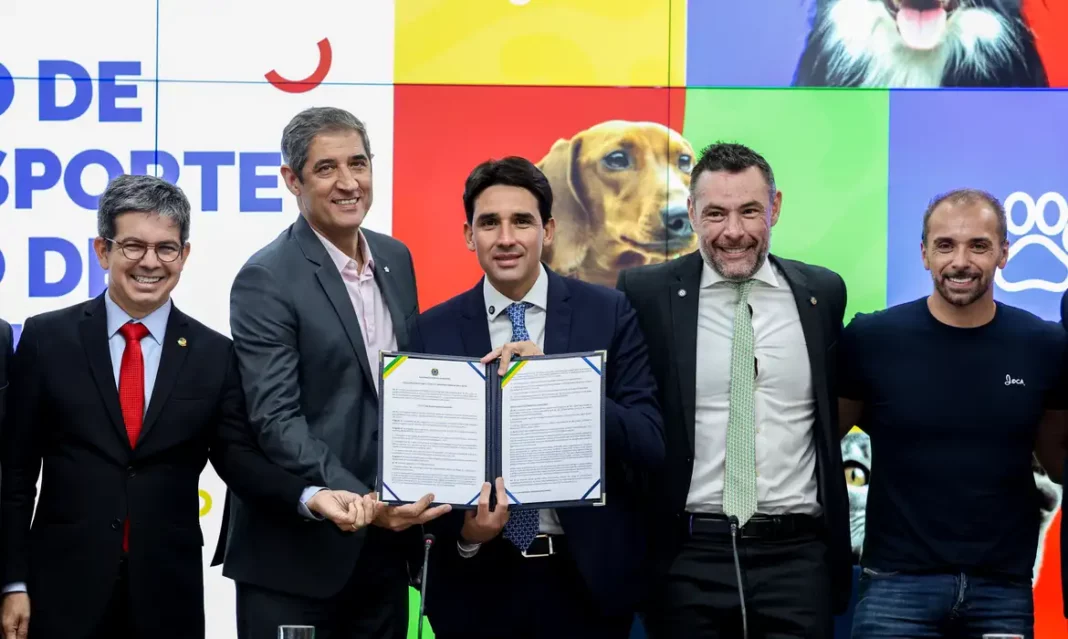 GOVERNO FEDERAL ANUNCIA NOVAS REGRAS PARA TRANSPORTE AÉREO DE PETS