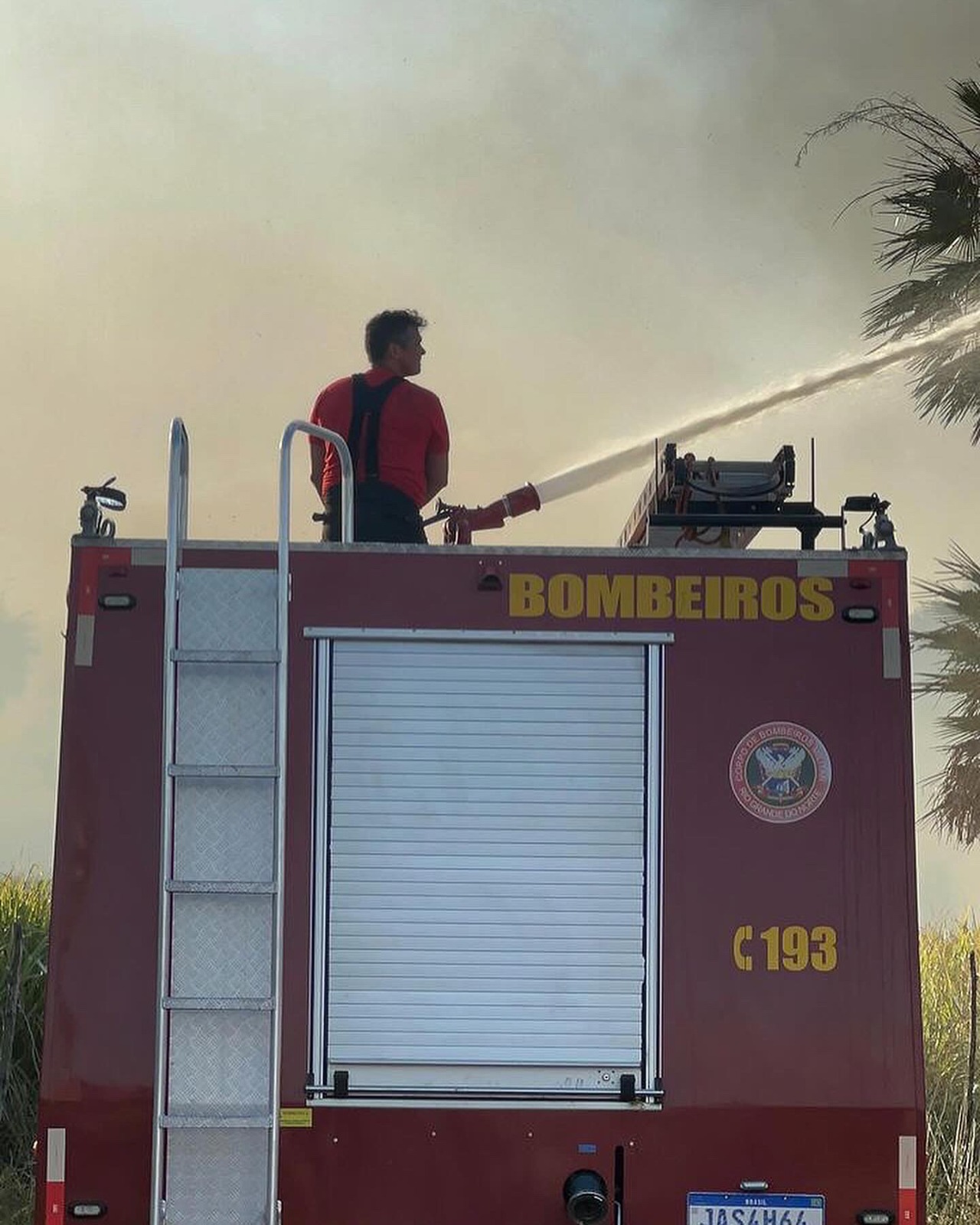 AUMENTO DE 15% NAS OCORRÊNCIAS DE INCÊNDIO EM VEGETAÇÃO INTENSIFICA ATUAÇÃO DO CORPO DE BOMBEIROS NO RN