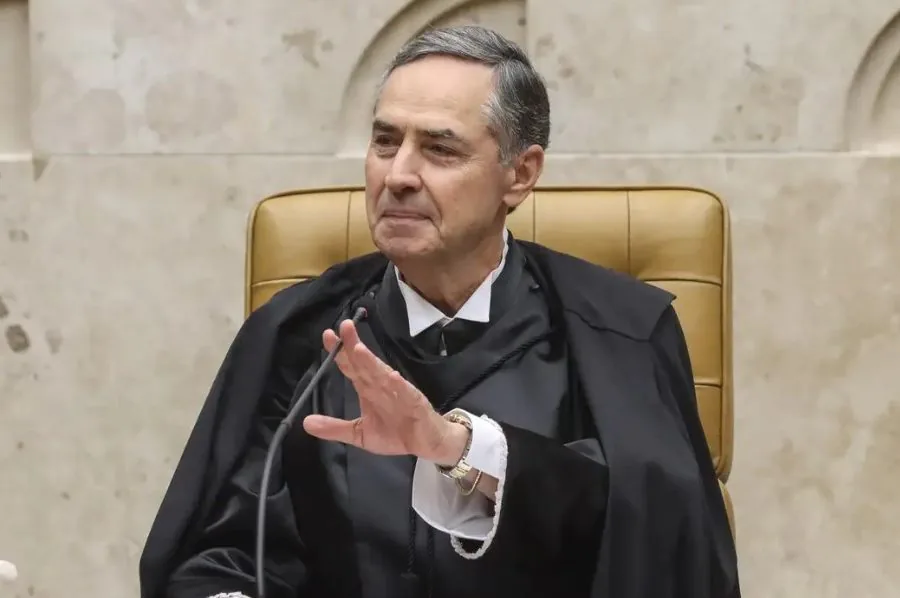 BARROSO FALA EM PERDA DE CREDIBILIDADE AOS QUE ATACARAM AS URNAS