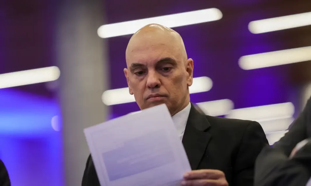 MORAES TIRA SIGILO DO INQUÉRITO DO GOLPE E ENVIA PARA PGR