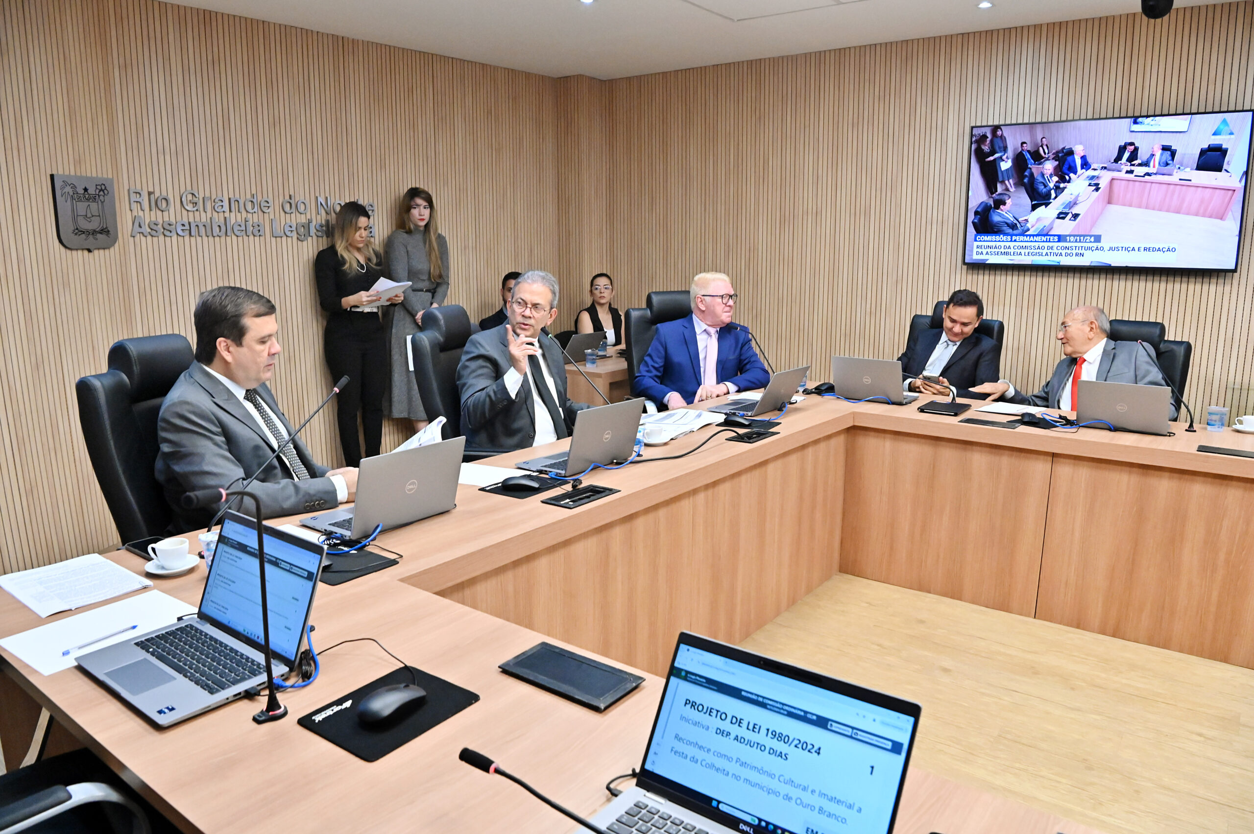 CCJ DA ALRN APROVA MATÉRIA QUE REGULA TESTES DE APTIDÃO FÍSICA POR CANDIDATA GESTANTE