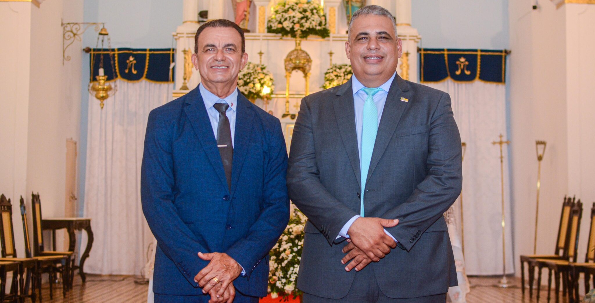 LEANDRO VARELA E ERIVAN TATÁ SÃO EMPOSSADOS PREFEITO E VICE-PREFEITO DE CANGUARETAMA
