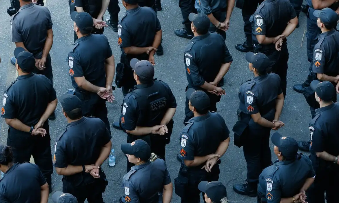 GOVERNO FEDERAL PUBLICA REGRAS SOBRE O USO DA FORÇA PELAS POLÍCIAS