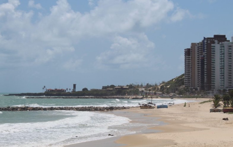 ANO COMEÇA COM TODAS AS PRAIAS MONITORADAS DO RN PRÓPRIAS PARA BANHO, DIZ BOLETIM