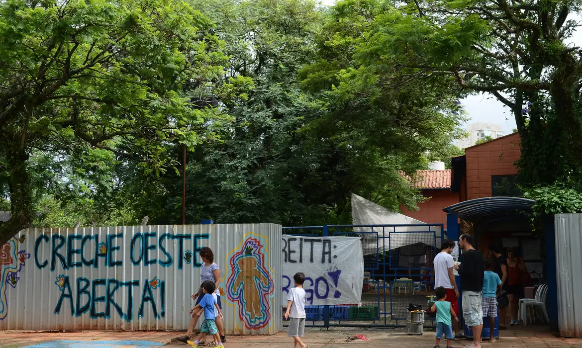 IBGE: NÚMERO DE CRIANÇAS NA CRECHE TRIPLICA NO BRASIL EM DUAS DÉCADAS