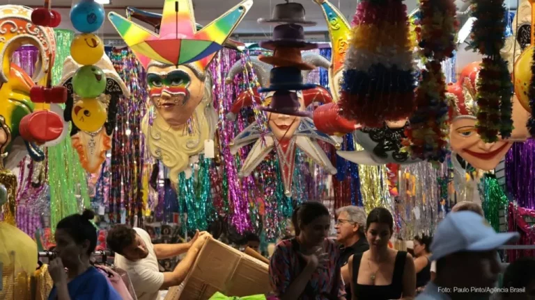 CARNAVAL 2025 NO RN DEVE MOVIMENTAR R$ 552,8 MILHÕES NO COMÉRCIO LOCAL, APONTA FECOMÉRCIO