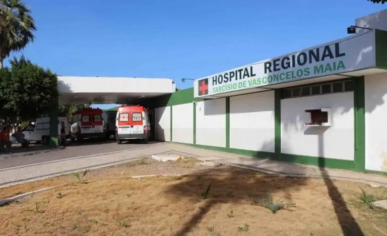 MÉDICOS DO HOSPITAL TARCÍSIO MAIA EM MOSSORÓ AMEAÇAM PARALISAÇÃO POR ATRASOS SALARIAIS