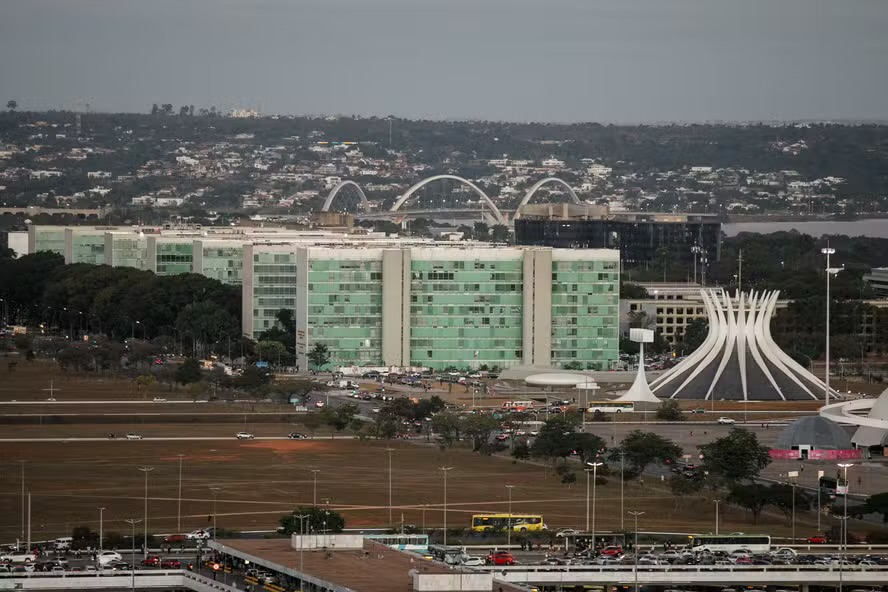 APENAS 37% DAS PREFEITURA SEGUIRAM REGRAS DA REFORMA DA PREVIDÊNCIA DA UNIÃO