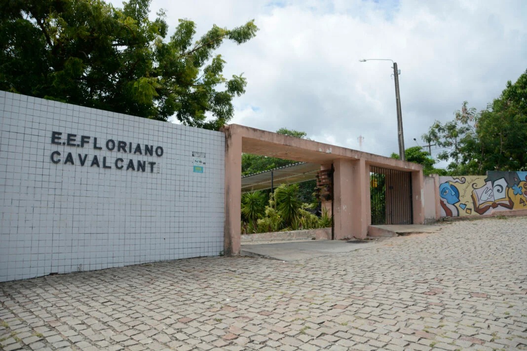 ESCOLAS DO RN AVALIAM ADESÃO À GREVE NO PRIMEIRO DIA DE PARALISAÇÃO