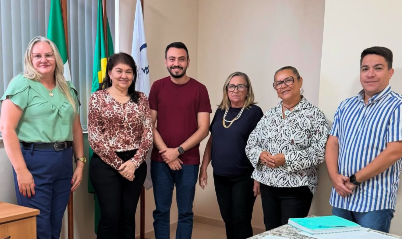 PREFEITO RAULISON RIBEIRO TEM REUNIÃO NA FUNASA EM BUSCA DE MELHORIAS PARA SANTO ANTÔNIO
