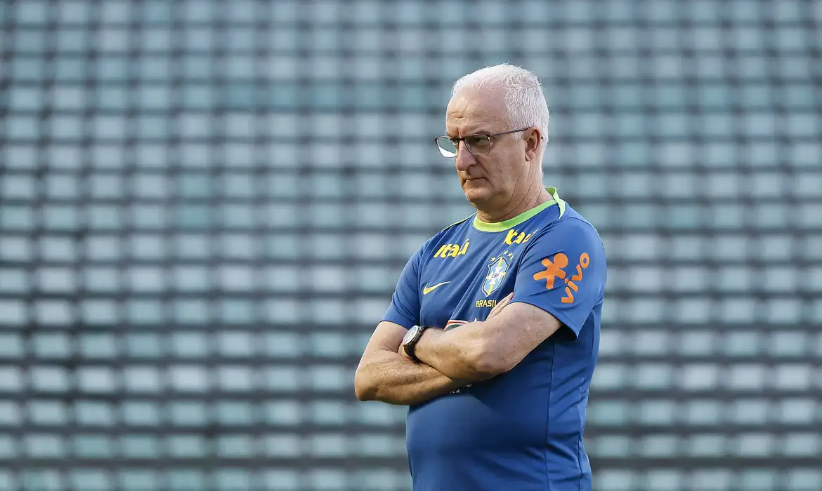 CBF DEMITE DORIVAL JR APÓS GOLEADA PARA ARGENTINA