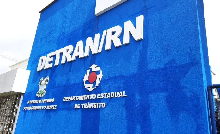 ENTREGA DE CNHs PELOS CORREIOS É SUSPENSA NO RN; USUÁRIOS RECLAMAM QUE PAGARAM TAXA E NÃO RECEBERAM DOCUMENTO