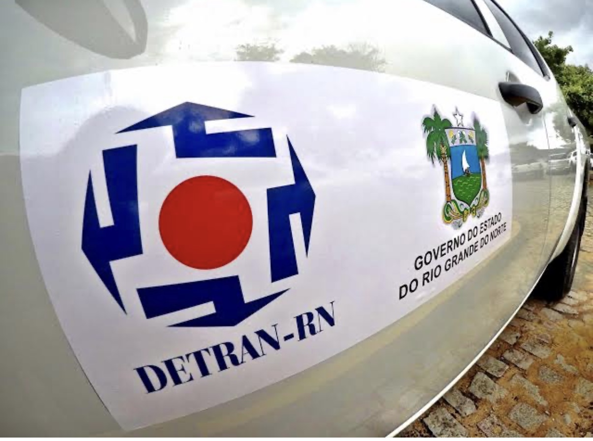 DETRAN-RN: O ATRASO NAS ENTREGAS DAS CNH