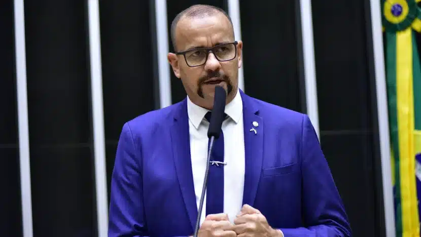 DEPUTADO DO RN PROPÕE PENA DE MORTE PARA ASSASSINOS DE POLICIAIS